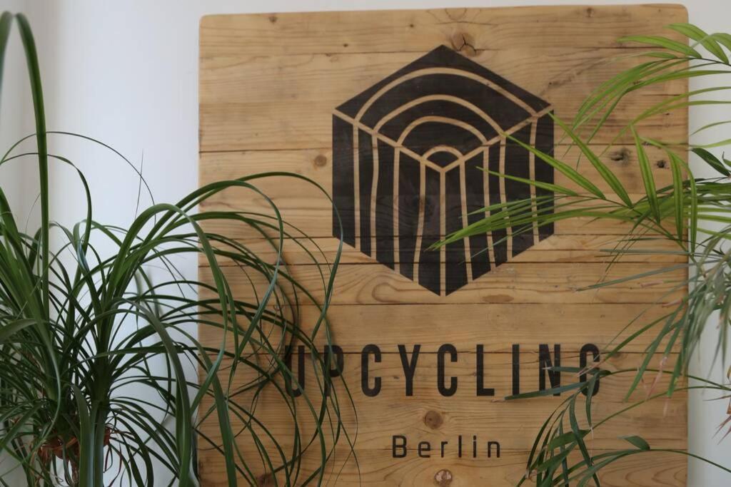 Ferienwohnung Luftiges Upcycling Studio im EG - Zentral Berlin Exterior foto